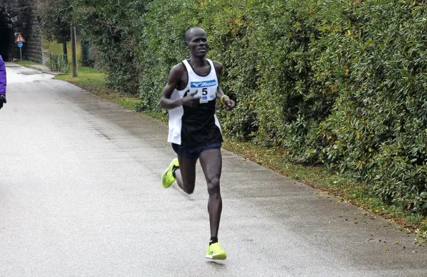 Zmagovalec Gorice, Kenijec Kosgei Jonatjah Kanda 