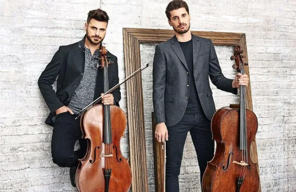 Stjepan Hauser in Luka Šulić (desno) sta izjemno priljubljena 
tudi v deželi vzhajajočega sonca.