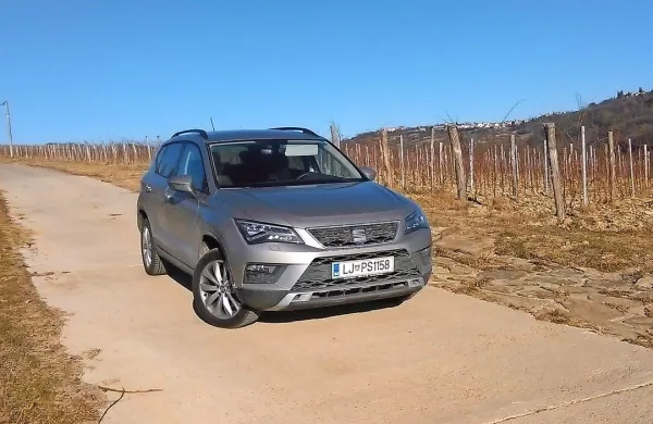 Ateca je pravzaprav dvignjeni leon, ki pa mu manjka malce ognjevitosti.
