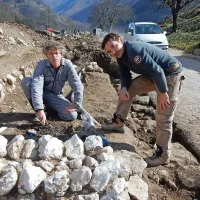  Mlinarja in Roka Klasinca (desno) navdušuje  misel, da sta bila  
Zatolmin in Tolmin morda rimski naselbini. 