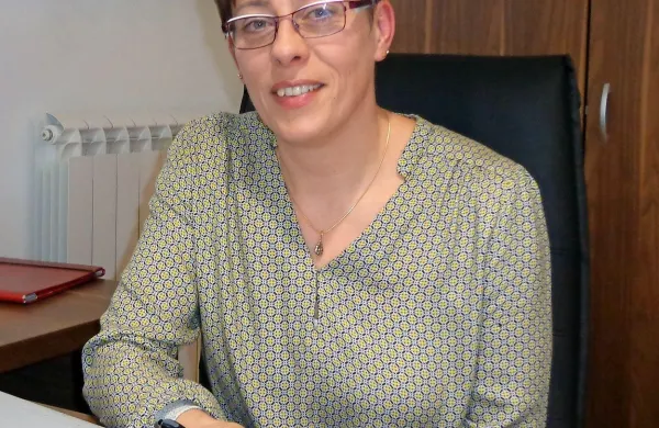 Romana Morano: “Cilj večgeneracijskega centra 
je, da  postane osrednji prostor za zbiranje in 
druženje, kamor vsak lahko vstopi brez zadržkov, 
najde oporo, informacije in novo  znanje.”