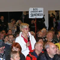 Odločitev &Scaron;efica in Popoviča bo znana v desetih dneh