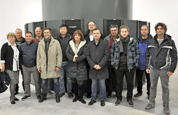 Ob Arcturju, ki je vodilni, pri projektu sodeluje še dvanajst 
partnerjev iz enajstih evropskih držav.  