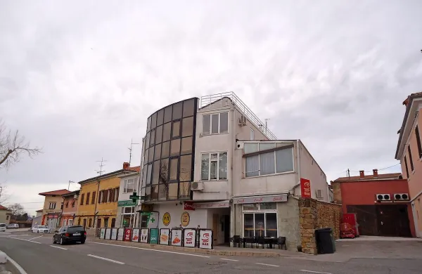 Razpravljali bodo o namestitvi beguncev.  