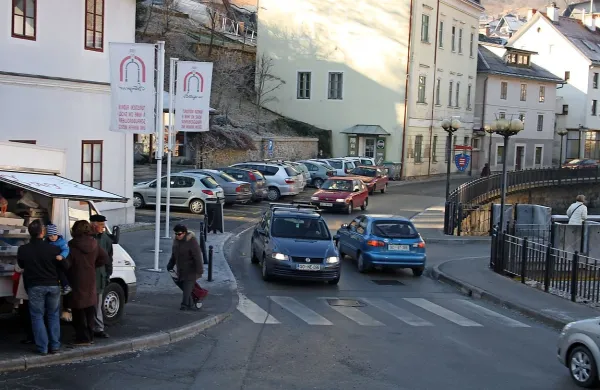 Uresničitev ciljev prometne strategije bo težek in drag zalogaj.