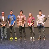 Najboljši športniki Tolminske  2016 s podeljevalcema priznanj  županom Urošem Brežanom in 
predstavnico OKS Meto Mačus