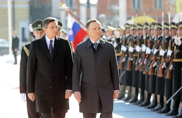 Slovenski predsednik Borut Pahor in njegov poljski kolega 
Andrzej Duda sta  v Ljubljani potrdila dobre odnose med 
državama in se zavzela za njihovo še dodatno poglobitev.