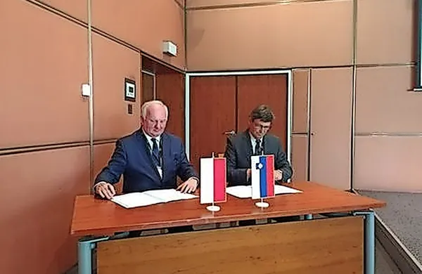 Župana občine Izola in poljske občine   Międzyzdroje  Igor 
Kolenc in  Leszek Dorosz sta podpisala sporazum o nadaljnjem sodelovanju med občinama.