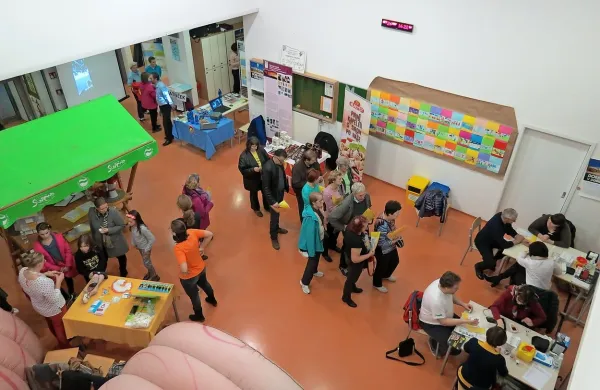 Dan zdravja, ki ga  na OŠ Šturje organizira Zdravstveno 
vzgojni center, je vedno dobro obiskan. 