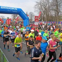 V Sežani se je potilo več kot 3000 tekačev. 