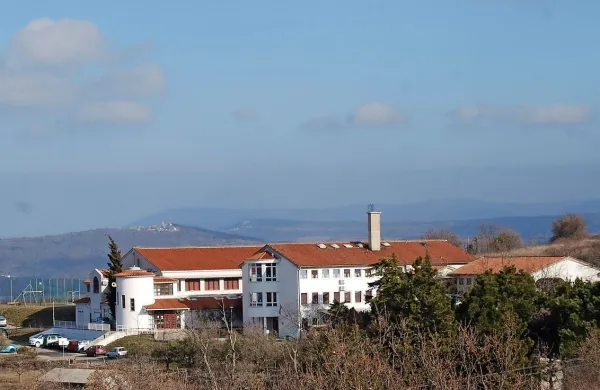 V zadnjih šestih letih se je število otrok na OŠ Ivana 
Babiča-Jagra Marezige povzpelo  s 126 na 215.