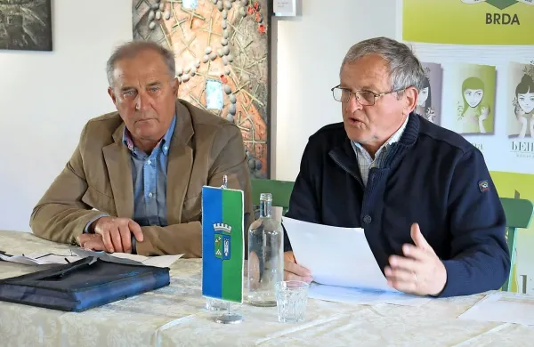 Briški in goriški oljkarji so na tekmovanjih oljčnih olj na 
Hrvaškem tudi letos dosegli več zelo dobrih rezultatov. 