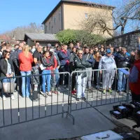 Javna dražba najdenih predmetov je požela veliko zanimanja.