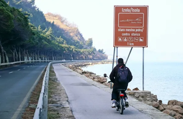 Petindvajsetke čez mesec dni s tablico