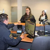 Strožje preverjanje zablokiralo mejni prehod Starod