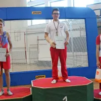 Najboljši mladinci (z leve): Kris Flajs (Moste),   Žan Zorn in  Tim 
Mozetič (oba Partizan Renče).   