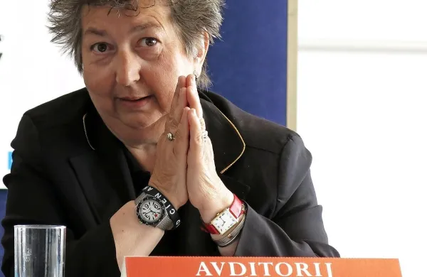 Direktorici Avditorija dodatno plačilo