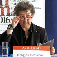 Direktorici Avditorija dodatno plačilo