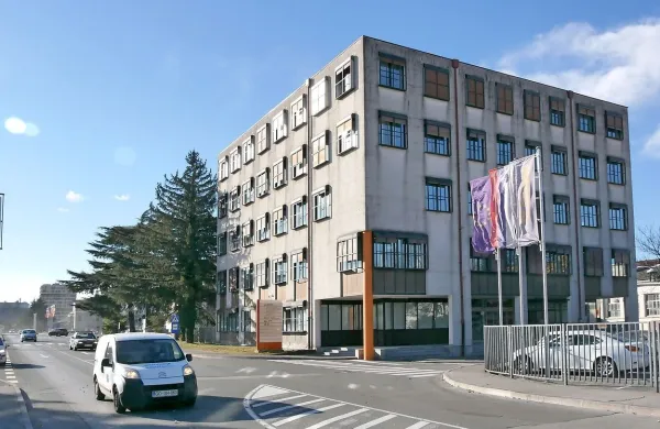 Novogoriški družbi Gostol-Gopan tudi letos dobro kaže. 
Proizvodne linije imajo že zdaj zasedene  do konca poletja.