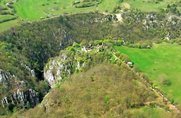 Pohod ob čarobni reki Reki