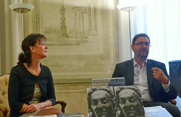Knjigo o Tartiniju sta predstavila avtorica  Duška Žitko in 
direktor Pomorskega muzeja, Franco Juri.  