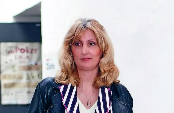 Vesna Mikolič