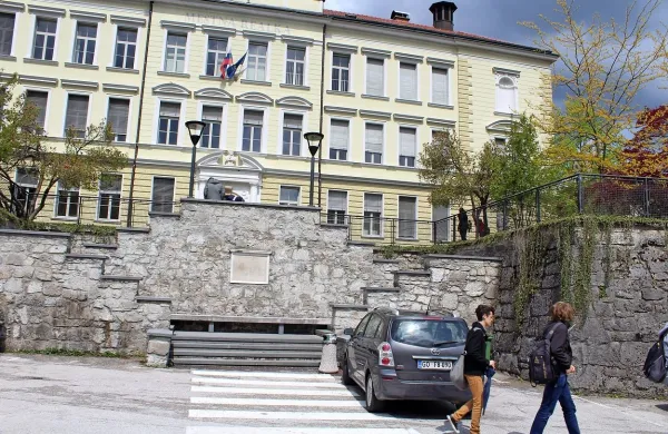 Gimnazija je prenovljena, sodobno opremljena in kakovostna, vpis pa je zdrknil na 32 devetošolcev.