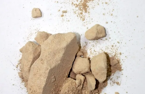 Osumljeni slovenski državljan naj bi v Trstu preprodajal heroin 
in kokain. 
