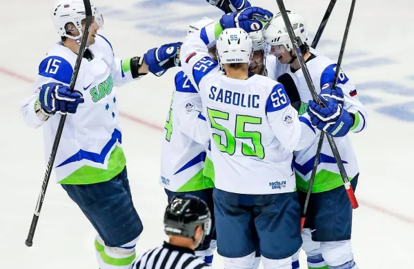 Slovenska hokejska reprezentanca danes ni slavila zmage.