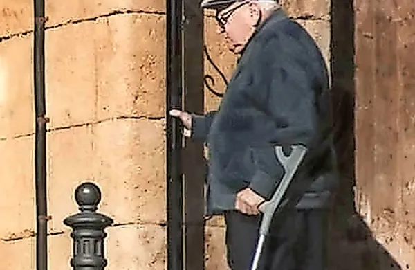 Vse več ostarelih doživi zlom kolka, ki se lahko tudi tragično 
konča. 