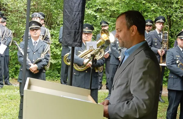 Nem&scaron;ka kostnica povezuje potomce padlih v Alpah