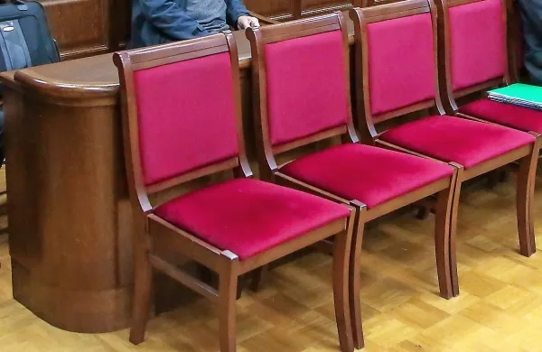 Jožef Pavlinjek, Mevmed Šerifoski, Robert Časar in Milan 
Pučko (z leve)  so včeraj znova  zavrnili očitke tožilstva.