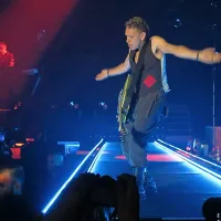 Depeche Mode na noge in k prepevanju spravili razprodane Stožice (foto)