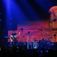 Depeche Mode na noge in k prepevanju spravili razprodane Stožice (foto)
