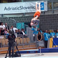 Zlato Bertonclju na konju z ročaji, bron Belakovi v preskoku (foto)
