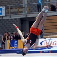 Zlato Bertonclju na konju z ročaji, bron Belakovi v preskoku (foto)