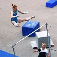 Zlato Bertonclju na konju z ročaji, bron Belakovi v preskoku (foto)