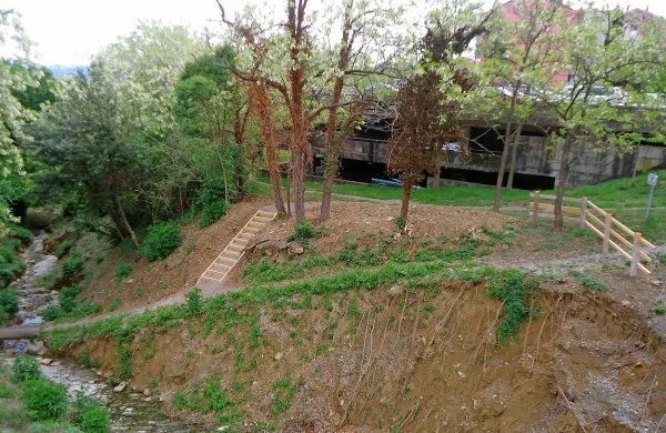 Varneje po učni poti med Markovcem in Žusterno