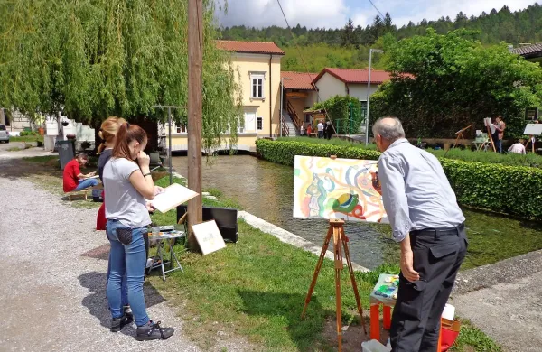 Teden ljubiteljse kulturi seo začeli likovniki.