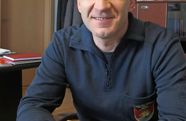 Denis Glavina je svojo poklicno pot v koprski gasilski brigadi 
začel pred 26 leti. 