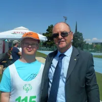 Tekmovalec Andrej Ovnič in Ravnatelj Centra Elvire Vatovec 
Strunjan Korado Lešnik.