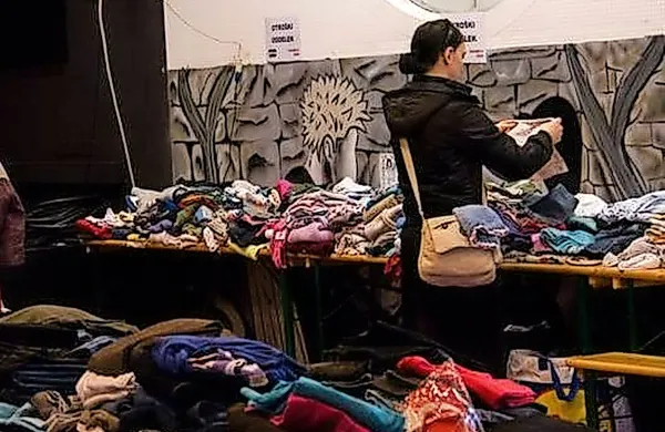 Izmenjava oblačil v prostorih Centra mladih Koper  bo v 
soboto, 20. maja, trajala od 10. do 18. ure.