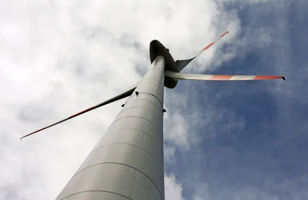 Načrtovalci vetrnih elektrarn so se povezali v gospodarsko 
interesno združenje.
