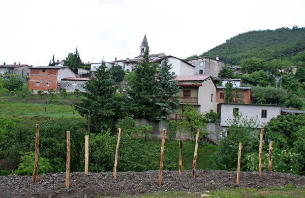 &Scaron;marje, vasica v osrčju gričev in gostoljubnih ljudi