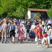 Vrhunec Praznika &scaron;pargljev s povorko kmečkih vozov (foto)