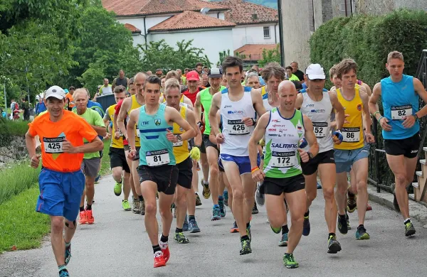 Na Čavnu je zmagal Miran Cvet (86), drugi pa je bil Bovčan 
Rok Bratina (81). 