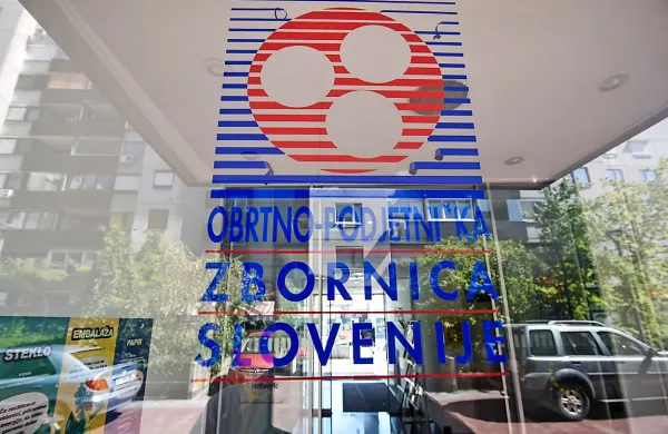  Obrtna zbornica Slovenije ne bo več sodelovala v pogajalski 
skupini za spremembo delovne zakonodaje.