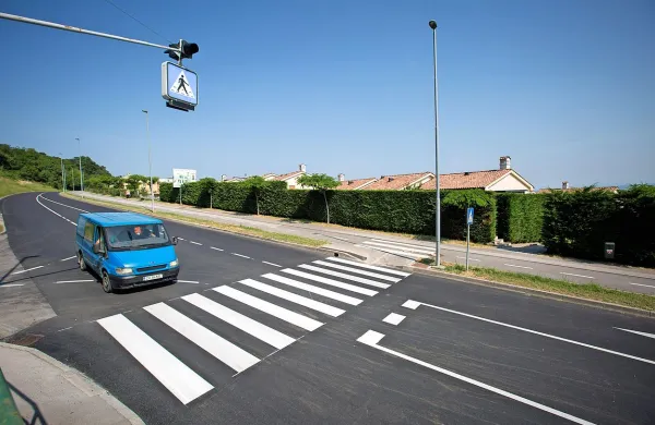 Te dni so v Kopru  končali obnovo Kvedrove ulice, ki vodi proti 
Splošni bolnišnici Izola.