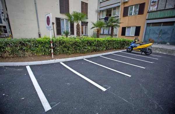 Uredili so parkirna mesta za motorna kolesa.