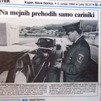 

Na mejnih prehodih so ostali samo cariniki. Tisti na meji s 
hrvaško so se postavljali z novimi uniformami.